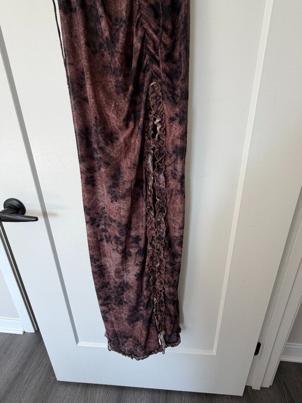 NWT High Voltage Maxi Dress Mahogany Leaffall Size: Small - Picture 4 of 7